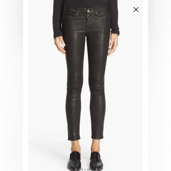 COPY - FRAME
Le High Ankle Straight Leg
Leather Jeans - Picture 1 of 10